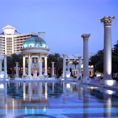 caesars-palace-pool-photos1