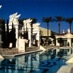 caesars-palace-pool-photos3